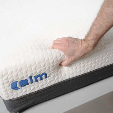 Cómo elegir la firmeza ideal según tu cuerpo y postura - CALM